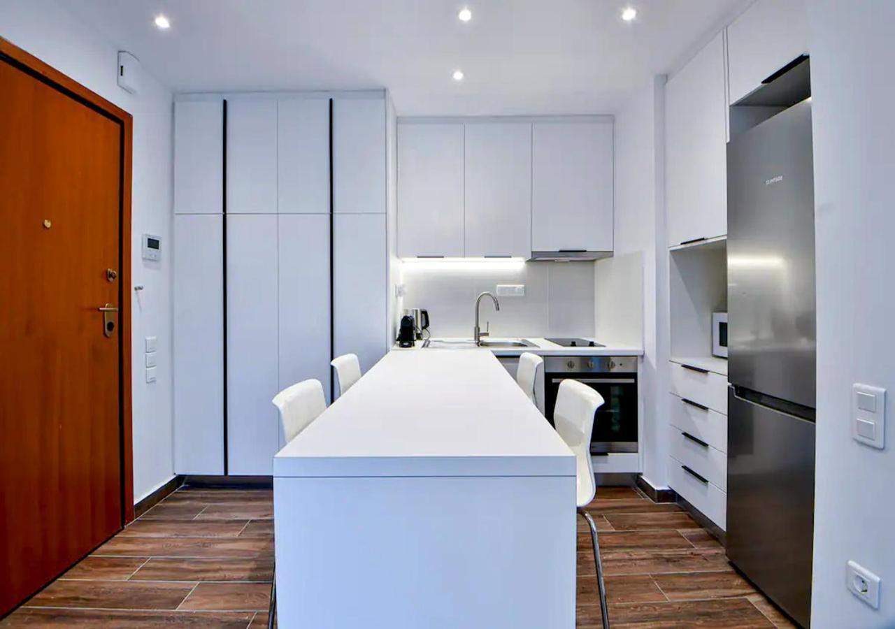 Boutique40 Luxury Apartment Атина Екстериор снимка