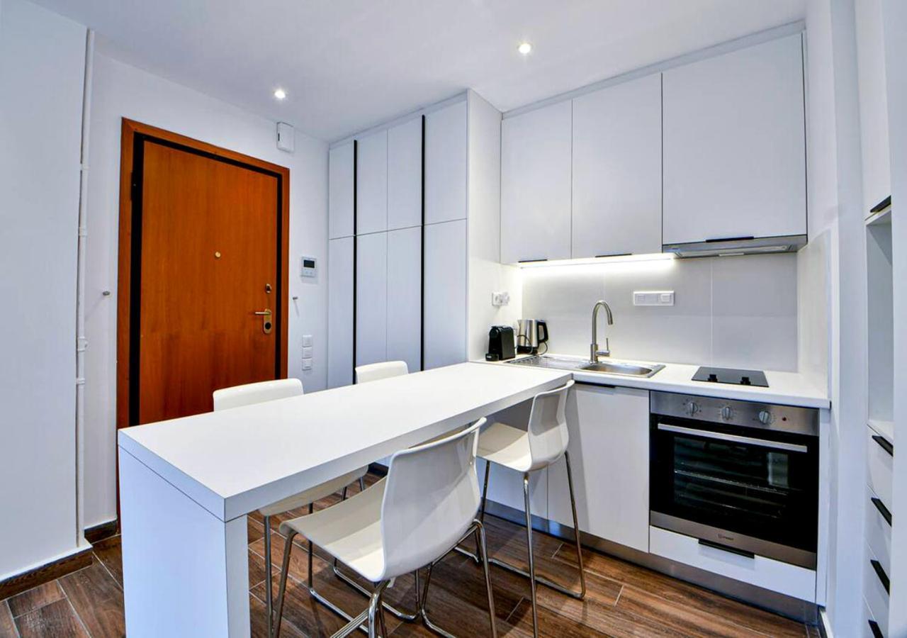 Boutique40 Luxury Apartment Атина Екстериор снимка